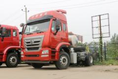 中国重汽 豪瀚J7G重卡 430马力 6X4 LNG牵引车(速比3.7)(ZZ4255N3847E1LW) 中国重汽 豪瀚J7G重卡 430马力 6X4 LNG牵引车(速比3.7)(ZZ4255N3847E1LW)