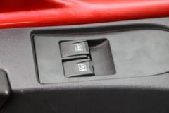 中国重汽 豪瀚J5G重卡 310马力 4X2牵引车(平顶)(ZZ4185N3613E1)