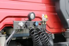 中国重汽 豪瀚J5G重卡 310马力 4X2牵引车(平顶)(ZZ4185N3613E1)