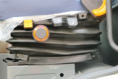 中国重汽 豪瀚J7B重卡 380马力 6X4危化品牵引车(ZZ4255N3246E1W)