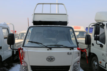 һ������ ��ž���1ϵ 78���� 4X2 3.02����ж��(CA3040K3LE5)ͼƬ