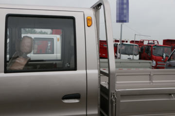 �����ڱ� Q7 1.2L 85���� ���� 2.595��˫������΢��ͼƬ