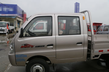 �����ڱ� Q7 1.2L 85���� ���� 2.595��˫������΢��ͼƬ