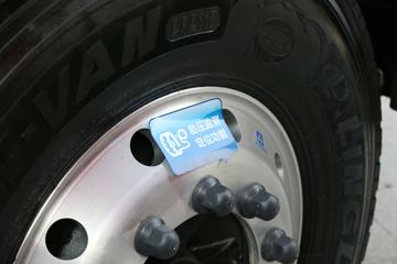 陕汽重卡 德龙X3000 青春版 550马力 6X4牵引车图片