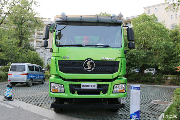 陕汽重卡 德龙M3000E 超强版 8X4 7.8米换电式纯电动自卸车(SX3317MF526SEV)281.91kWh