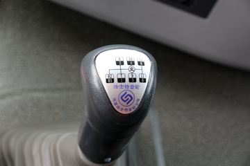 ���� ŷ��GTL 9ϵ�ؿ� 2018�� 460���� 8X4 8.2����ж��(BJ3319DMPKF-AB)ͼƬ