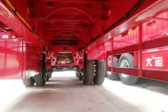 大运 13米鹅颈平板半挂车