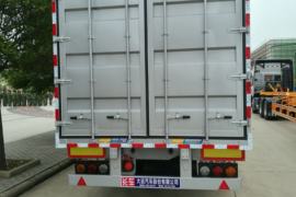 13.75米系列&nbsp;厢式半挂车外观图片