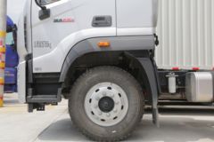 福田 瑞沃ES5 185马力 4X2 7.8米厢式载货车(BJ5185XXY-FE)