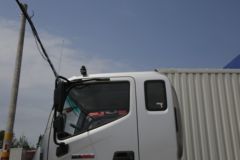 福田 瑞沃ES5 185马力 4X2 7.8米厢式载货车(BJ5185XXY-FE)