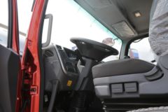 福田 瑞沃ES5 185马力 4X2 6.8米排半厢式载货车(BJ5165XXY-FC)