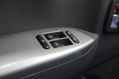 福田 瑞沃ES5 185马力 4X2 6.8米排半厢式载货车(BJ5165XXY-FC)