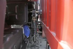 福田 瑞沃ES5 185马力 4X2 6.8米排半厢式载货车(BJ5165XXY-FC)