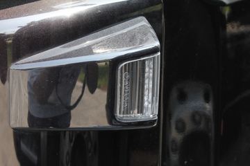 �ֶ��� FH16�ؿ� 700���� 4X2 ǣ����ͼƬ