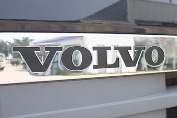 �ֶ��� FH16�ؿ� 700���� 4X2 ǣ����ͼƬ