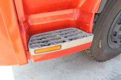 东风商用车 天龙重卡 315马力 6X2 牵引车(DFL4240A2)