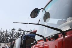 东风商用车 大力神重卡 290马力 6X4 6米自卸车(排半平头)(DFL3251A7)