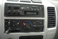 大运 祺运 83马力 3.2米排半栏板轻卡