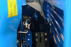 大运 祺运 83马力 3.2米排半栏板轻卡