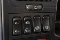 斯堪尼亚 G系列重卡 410马力 6X2R牵引车(型号G410)