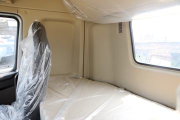 �ִ����ó� ����XCIENT�ؿ� 410���� 6X4ǣ����(Σ��Ʒ)(CHM4250KPQ49WXPV)ͼƬ