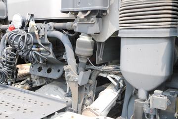 �ִ����ó� ����XCIENT�ؿ� 410���� 6X4ǣ����(Σ��Ʒ)(CHM4250KPQ49WXPV)ͼƬ