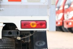 福田时代 驭菱VQ1 112马力 4X2 2.93米冷藏车(BJ5030XLC-AB)