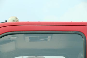 �Ĵ��ִ� ��Խ 115���� 4X2 3.7����ж��(���)ͼƬ