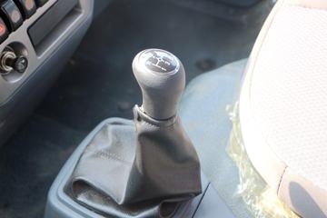 �Ĵ��ִ� ��Խ 115���� 4X2 3.7����ж��(���)ͼƬ