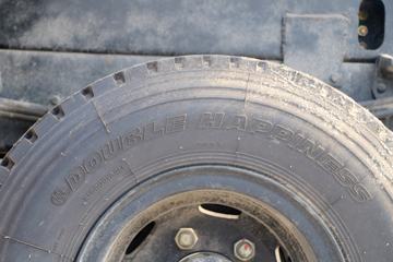 �Ĵ��ִ� ��Խ 115���� 4X2 3.7����ж��(���)ͼƬ