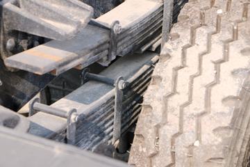 �Ĵ��ִ� ��Խ 115���� 4X2 3.7����ж��(���)ͼƬ