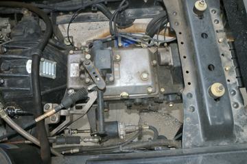 �Ĵ��ִ� ��Խ 115���� 4X2 3.7����ж��(���)ͼƬ