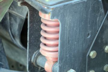 �Ĵ��ִ� ��Խ 115���� 4X2 3.7����ж��(���)ͼƬ