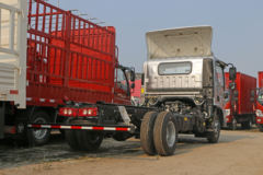 福田 奥铃新捷运 156马力 4.18米单排仓栅式轻卡(BJ5048CCY-A1)