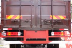 解放 J6F 150马力 普通版 4.21米单排仓栅式轻卡(CA5046CCYP40K2L1E5A84-1)