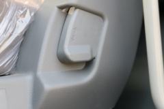 江淮 骏铃V9L 170马力 6.8米排半仓栅式载货车(HFC5181CCYP3K1A53S6V)