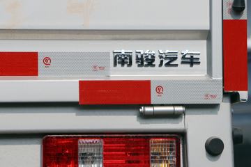 �Ͽ����� ����Fϵ 1.3L 87���� ���� 2.05��˫������΢��(NJA1023SSB34V)ͼƬ
