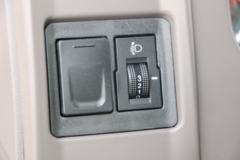 现代商用车 致道300N 88马力 3.7米单排栏板轻卡(CNJ1040EDF28V) 现代商用车 致道300N 88马力 3.7米单排栏板轻卡(CNJ1040EDF28V)