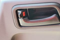 现代商用车 致道300M 143马力 4.18米单排仓栅式轻卡(CNJ5041CCYZDB33V)