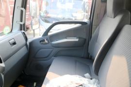 奥铃CTS&nbsp;冷藏车驾驶室图片