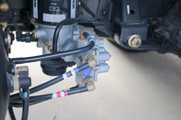 ���� ����CTS 143���� 4X2 4.085�׵�����س�(�м���)(ZJV5040XLCQL)ͼƬ