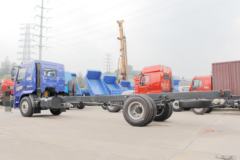 东风柳汽 新乘龙M3中卡 185马力 4X2 7.7米厢式载货车(LZ5180XXYM3AB)