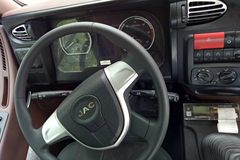 江淮 格尔发K5L中卡 220马力 4X2 6.8米仓栅式载货车(HFC5181CCYP3K2A50S2HV)