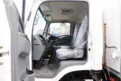 三环十通 创客 7.5T 4.05米单排纯电动冷藏车(STQ5078XLCNBEV)