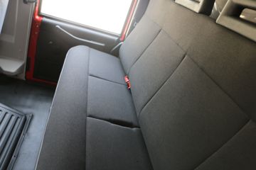 ��ά�� Eurocargoϵ���ؿ� 299���� 4X2 ˫���ػ�������(ML180E30D)ͼƬ