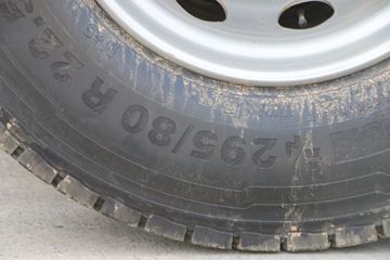 ��ά�� Eurocargoϵ���ؿ� 299���� 4X2 ˫���ػ�������(ML180E30D)ͼƬ