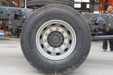 ��ά�� Eurocargoϵ���ؿ� 299���� 4X2 ˫���ػ�������(ML180E30D)ͼƬ