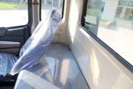 豪瀚J5G&nbsp;牵引车驾驶室                                               图片