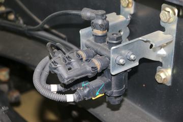 �������ó� �����콢KX 2018�� 560���� 6X4ǣ����ͼƬ