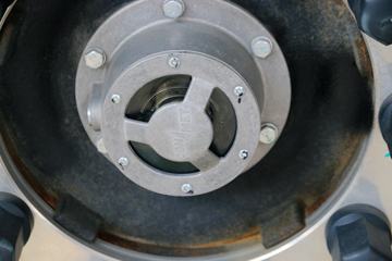 �������ó� �����콢KX 2018�� 560���� 6X4ǣ����ͼƬ